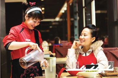 體驗經濟下的餐飲業(yè)變革 汽車與餐飲巨頭的跨界合作探索